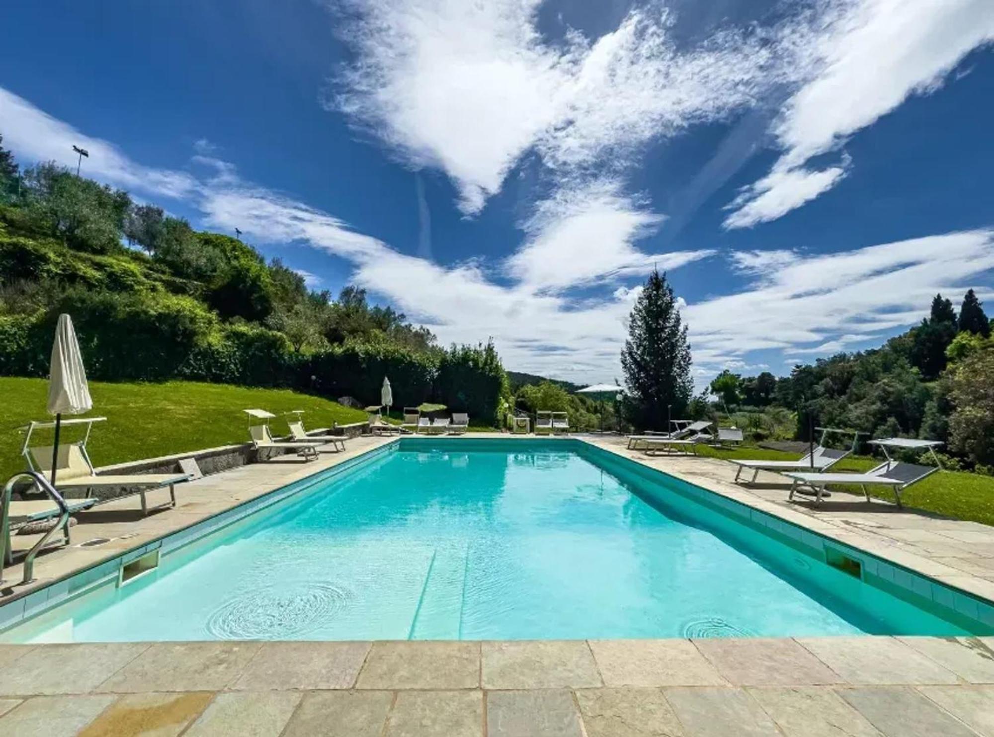 Charming Studio With Shared Pool In Loro Ciuffenna Exterior foto