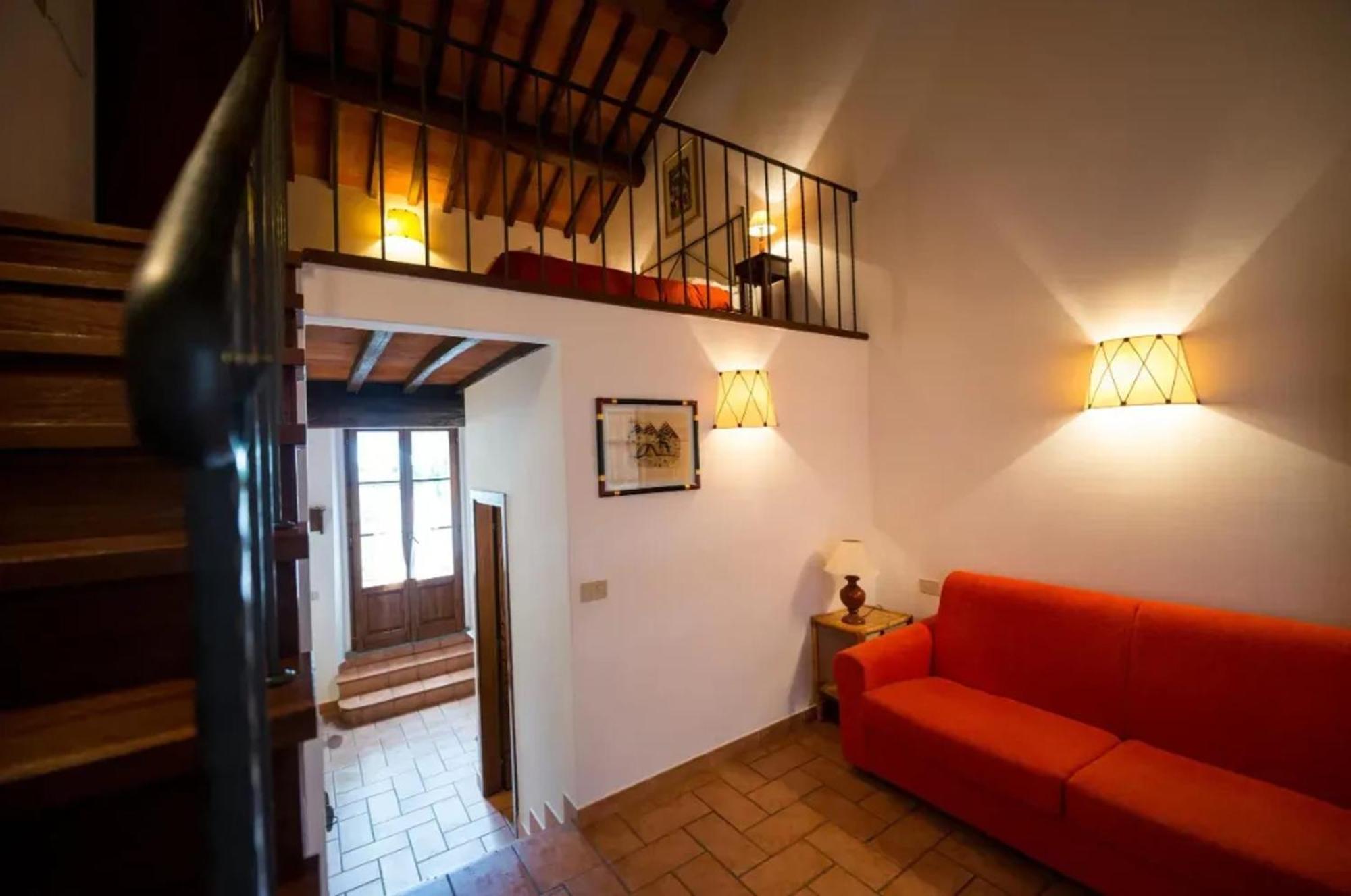 Charming Studio With Shared Pool In Loro Ciuffenna Exterior foto